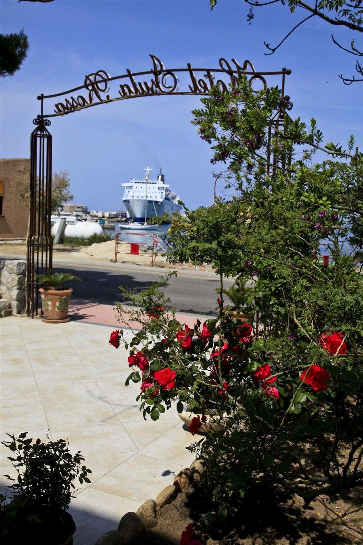 Hotel L'Isula Rossa LʼÎle-Rousse Exterior foto